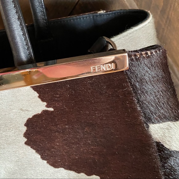 Fendi crossbody Fur 2Jour 2Way Handbag purse cow - Picture 10 of 15